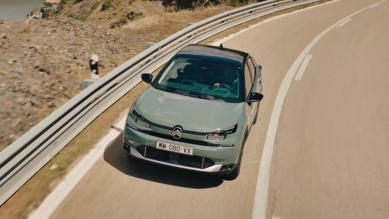 The new Citroen C4 Driving Video