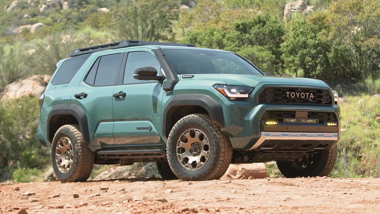 2025 Toyota 4Runner Trailhunter Design Preview in Everest