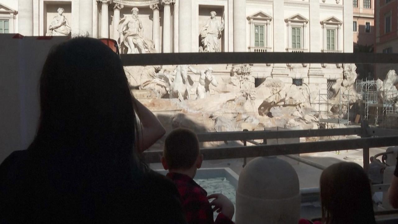 Rome Introduces Temporary Pool for Tourists' Coins and Wishes During Trevi Fountain Repairs