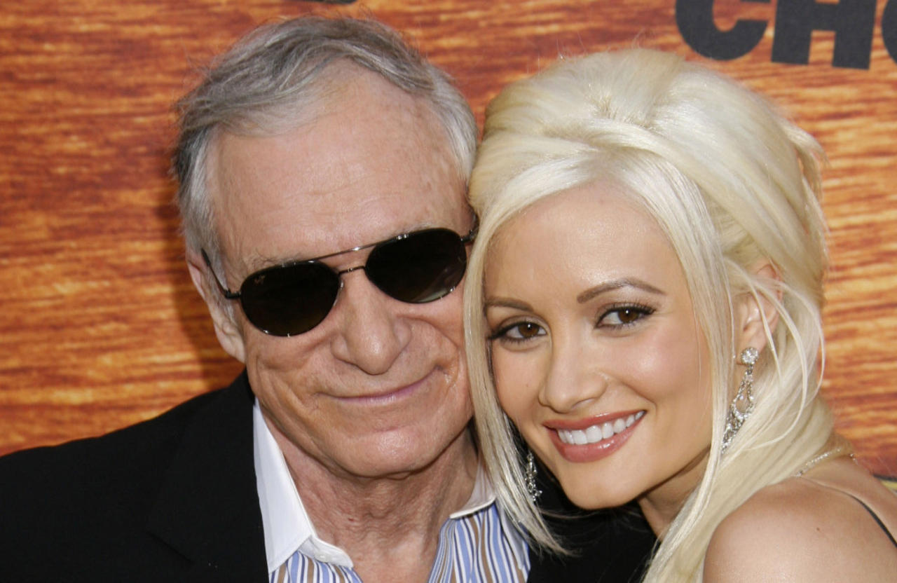 Holly Madison claims Pamela Anderson wouldn't acknowledge her and the other Playboy bunnies