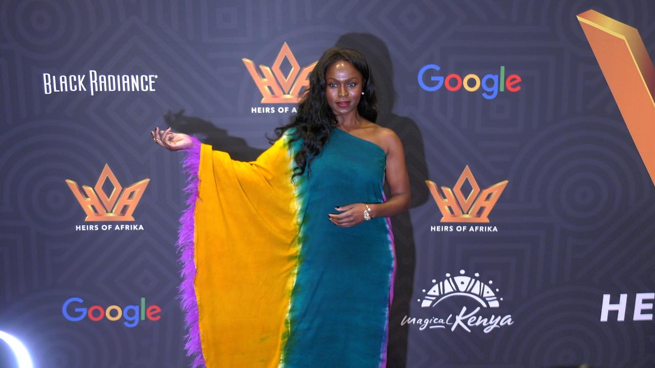 Yetide Badaki 'Heirs Of Afrika 7th Annual International Women of Power Awards' Purple Carpet