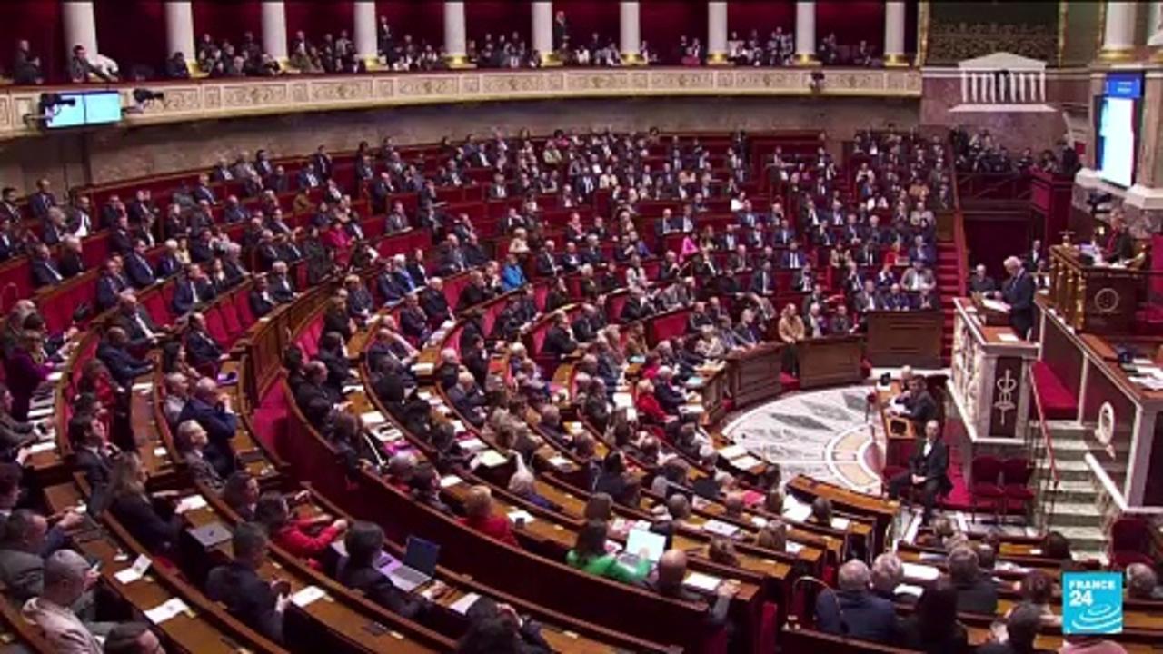 French government falls in historic no-confidence vote