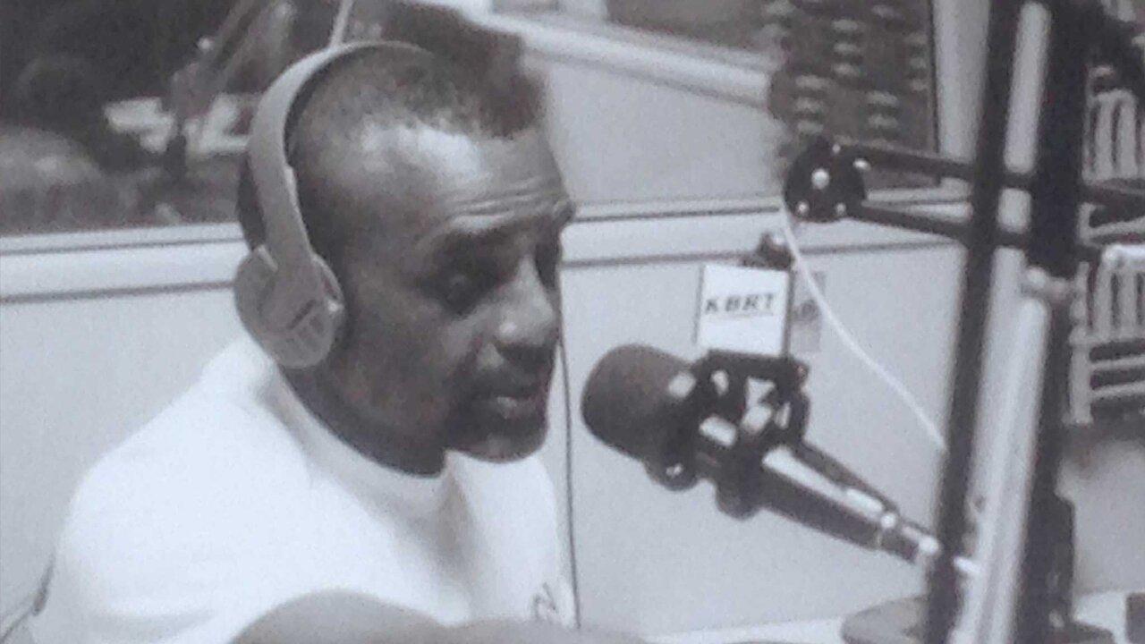 The Jesse Lee Peterson Show 🇺🇸 👨🏾‍🦱 📞 888-77-JESSE