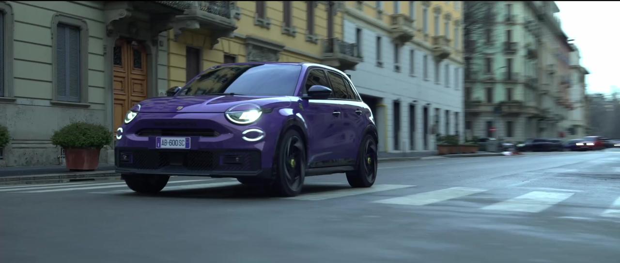 The new Abarth 600e Trailer