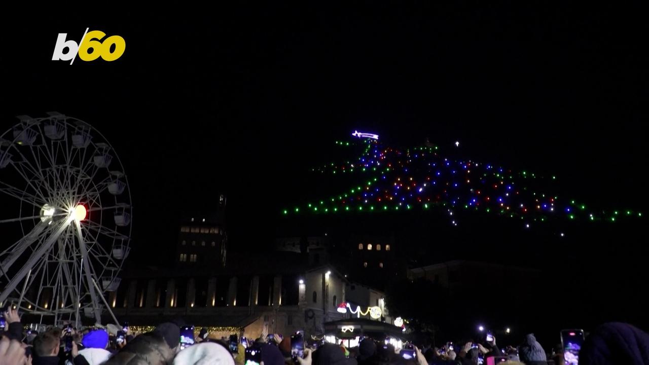 This Amazing Mountain Slope in Italy Is Transformed Into a Giant Christmas Tree!