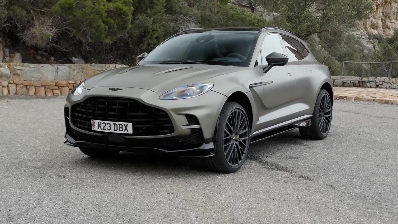 Aston Martin DBX707 Design Peview in Satin Titanium Grey in Sardinia