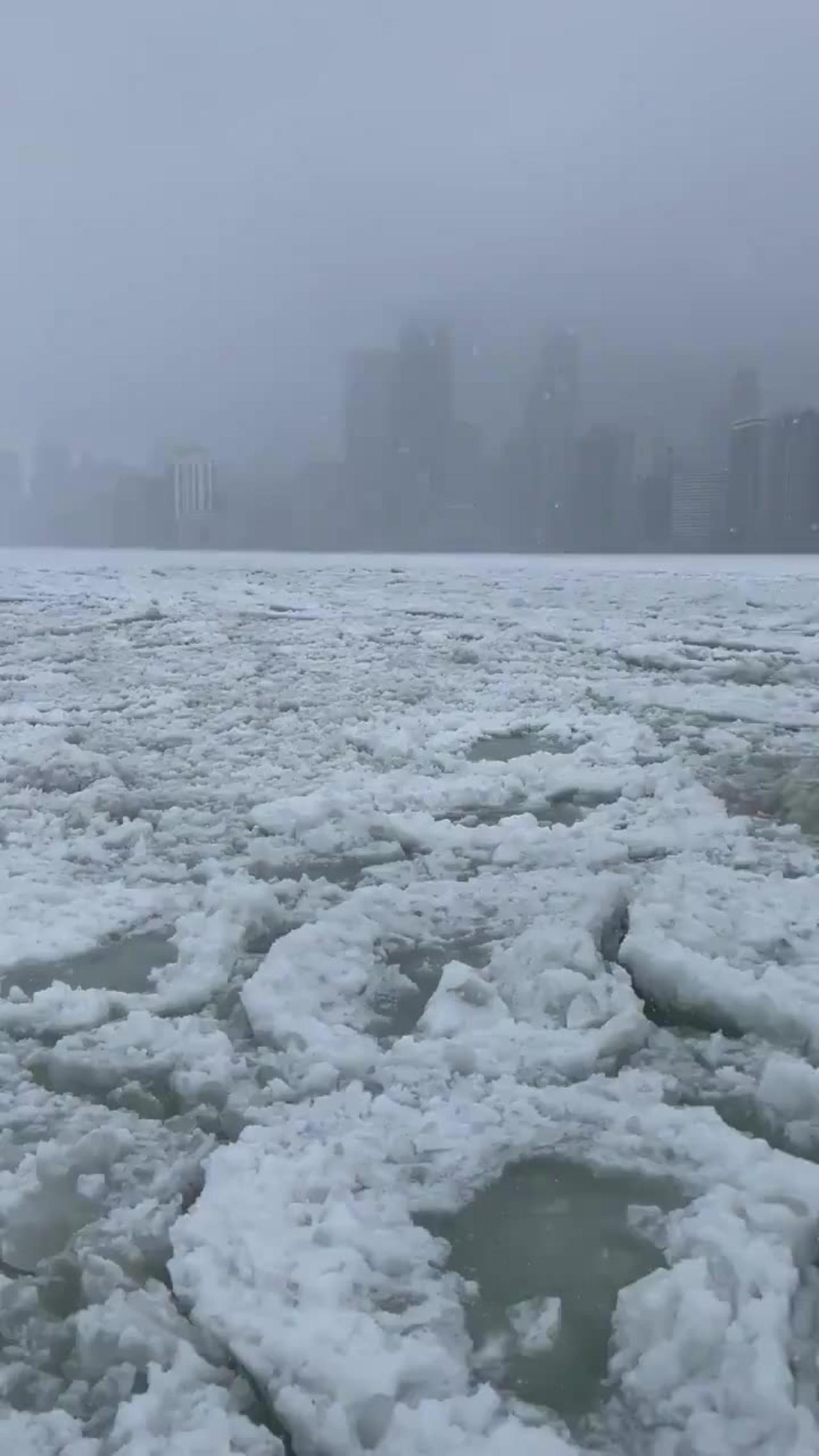 Unusual Sight of Lake Michigan Jan 2025