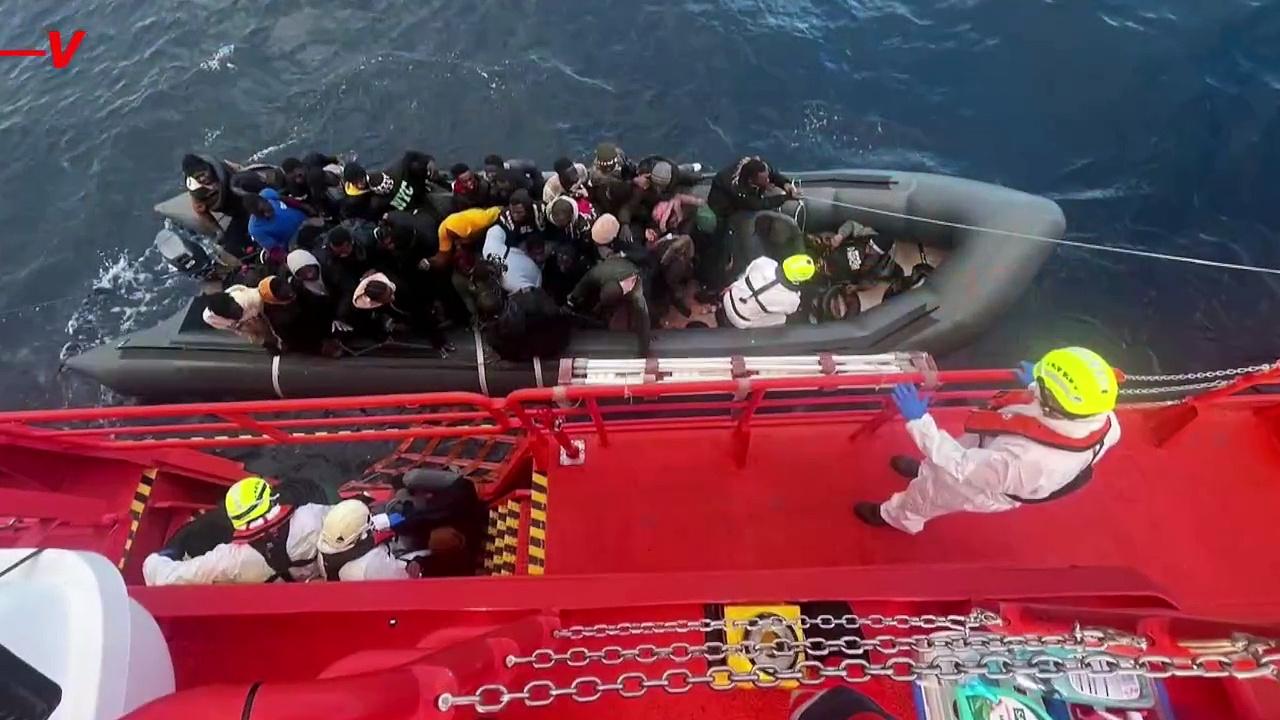 Woman Gives Birth Aboard Migrant Vessel During Notoriously Dangerous Crossing to Canary Islands