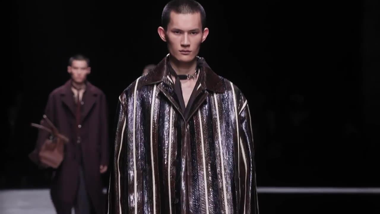 "Gucci Men's Fall/Winter 2024 Fashion Show | Bold Elegance Redefined"