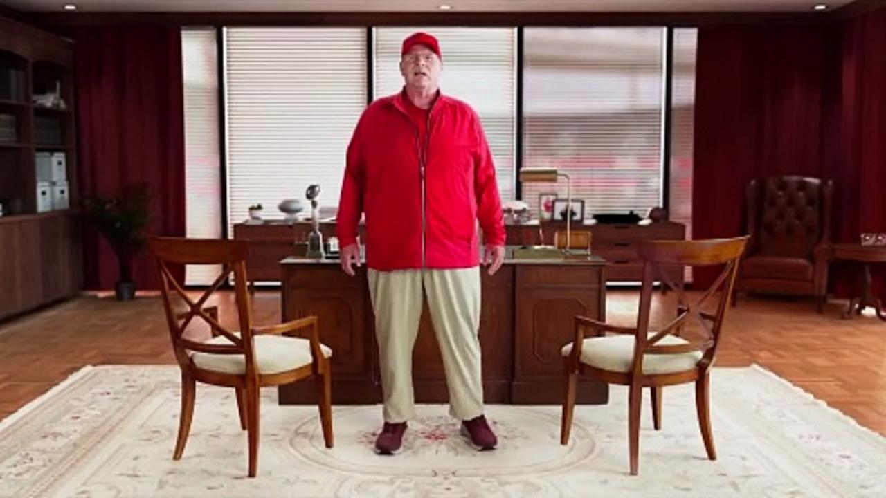 Skechers 'Hand Model' Super Bowl 2025 Commercial with Andy Reid