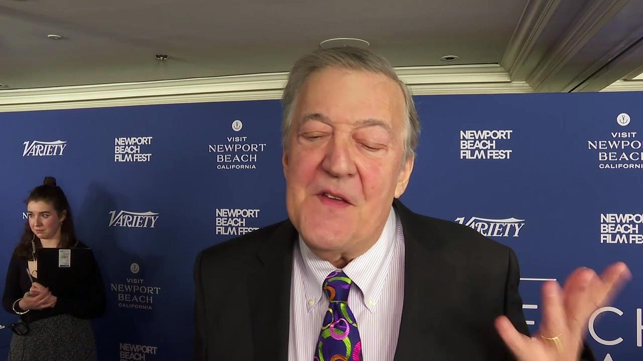 Stephen Fry Feels Like a 'Fool' For Trusting Social Media