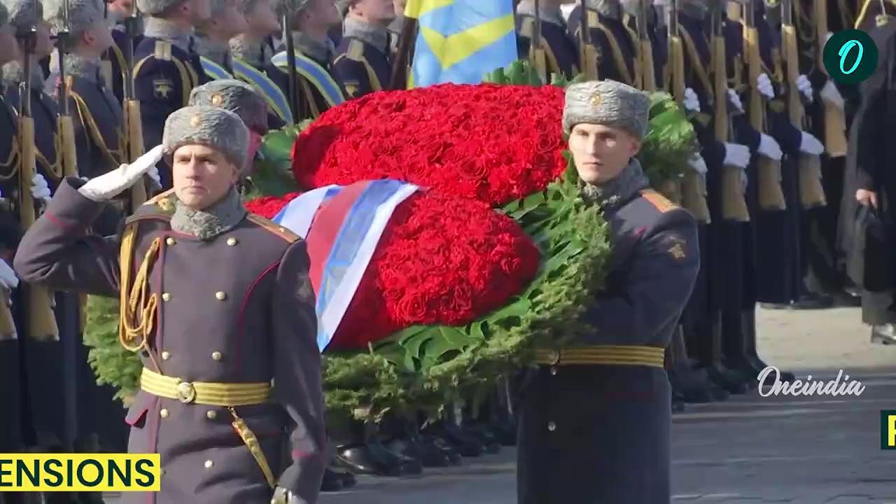 Putin Leads Defiant 'Defender of the Fatherland' Ceremony — 3 Years Into Ukraine War