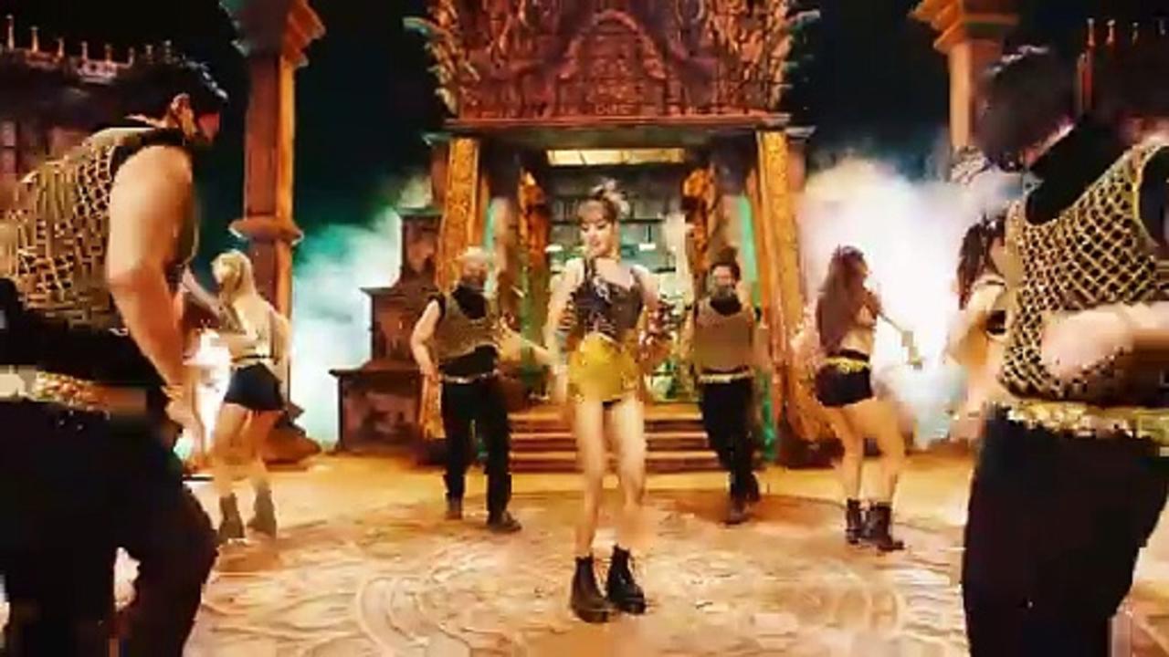 VO: Life in Looks: Lisa from Blackpink