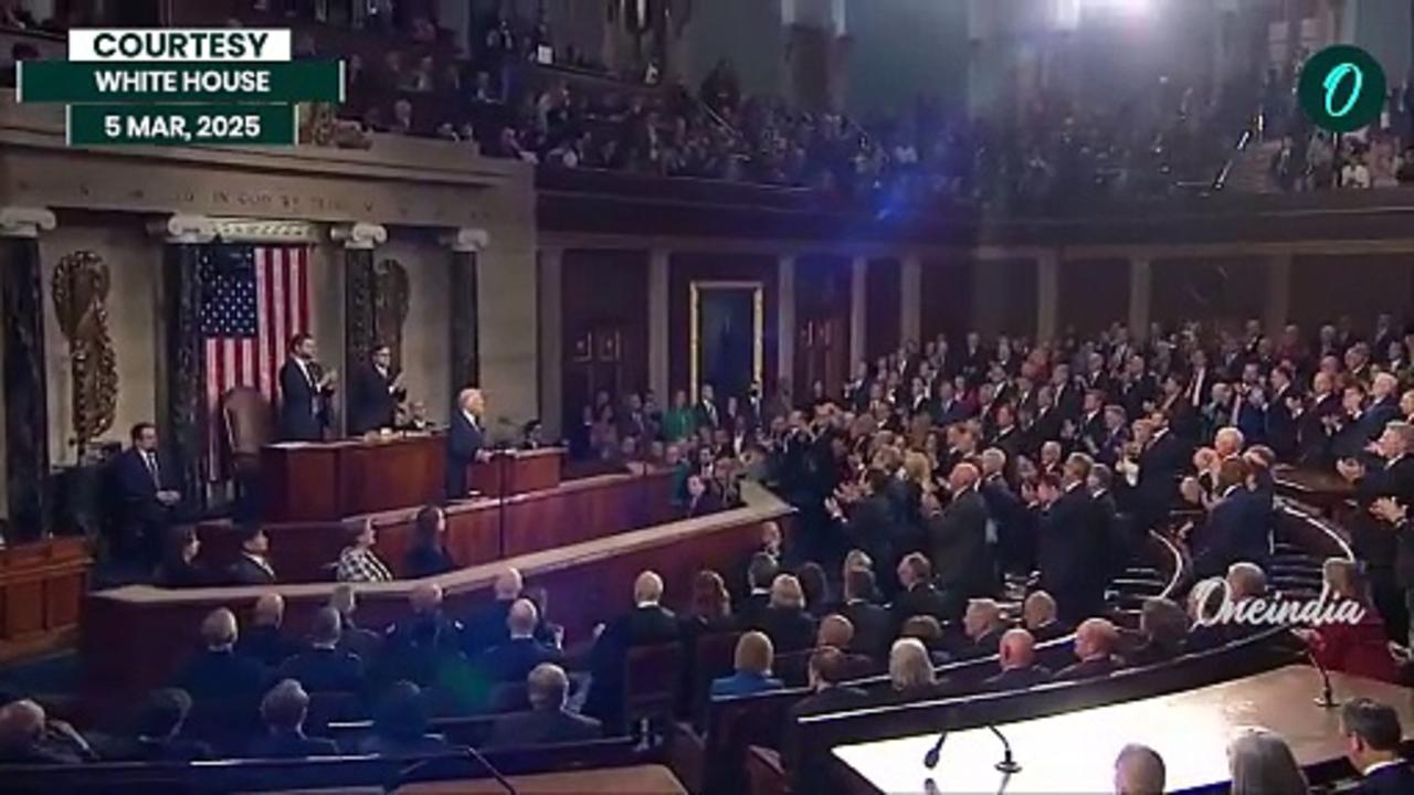 U.S Congress: Trump DESTROYS Elizabeth Warren in shameless ongoing support of Ukraine | Oneindia