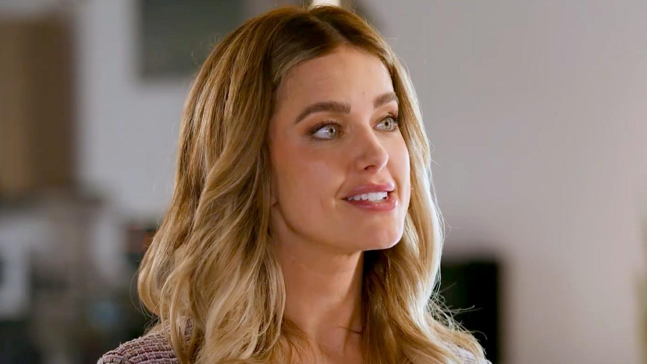 Sneak Peek at Hallmark's Jenna’s First Love