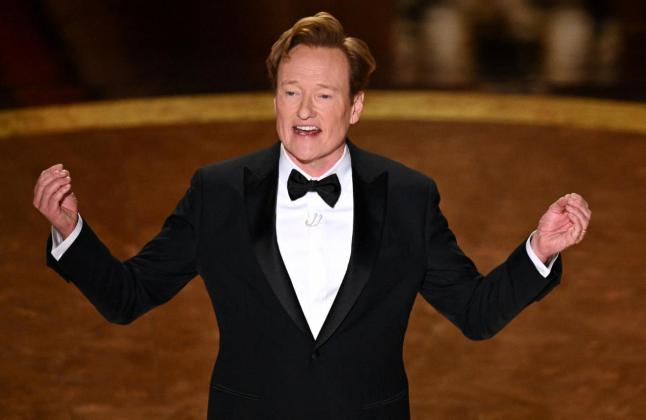 Conan O'Brien was banned from putting clothes on a giant Oscar statue