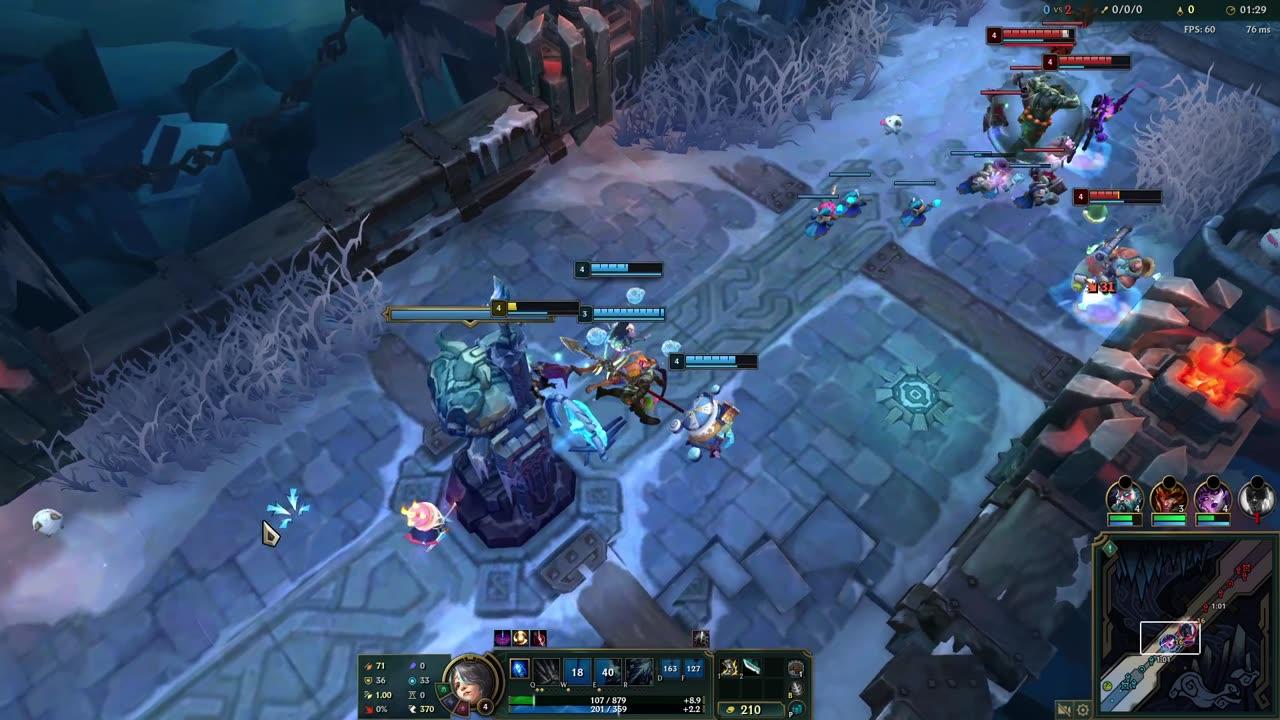 LEAGUE OF LEGENDS