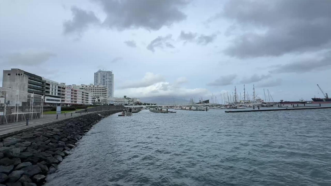 LIVE: Ponta Delgada Walk cold Saturday Afternoon, Sao Miguel Azores Portugal - 05.04.2025 #IRL