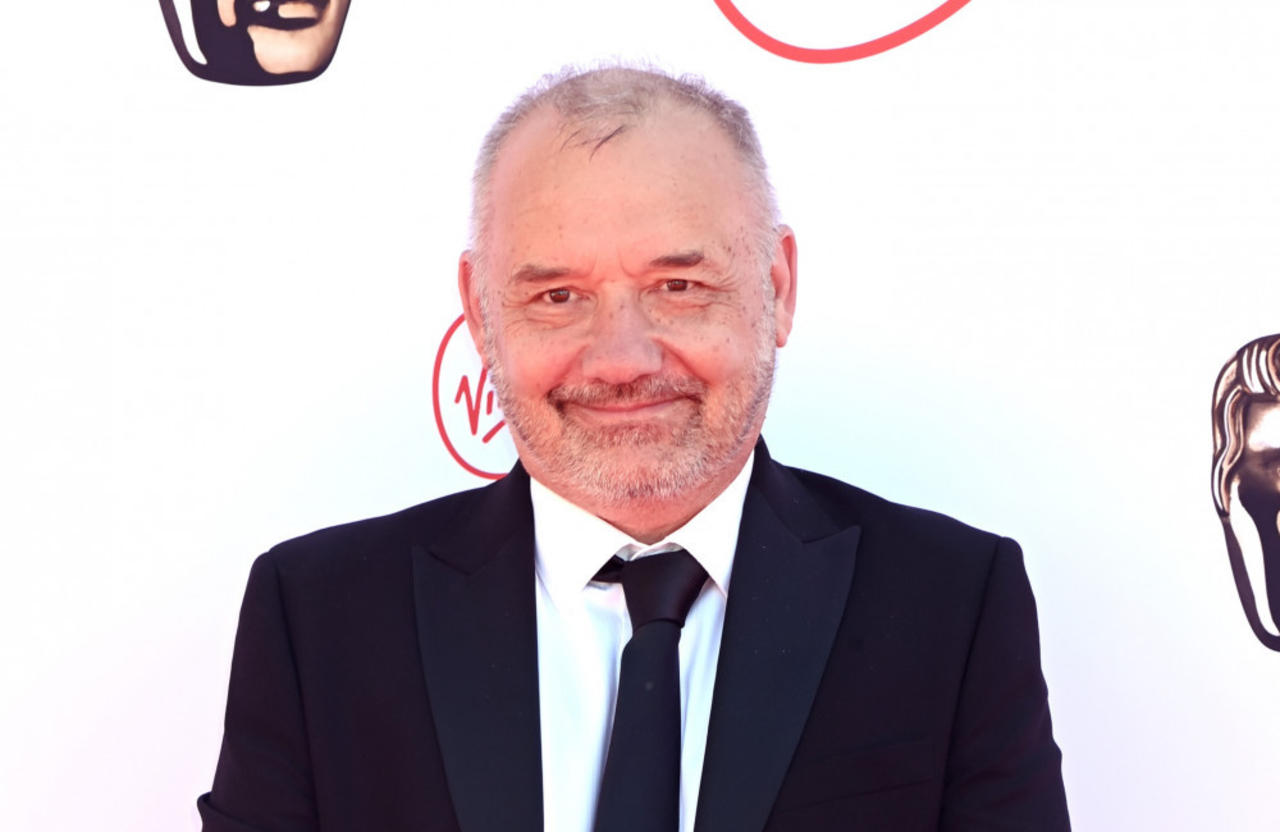 Bob Mortimer no longer fears death after seeing “light” during his life-saving heart operation