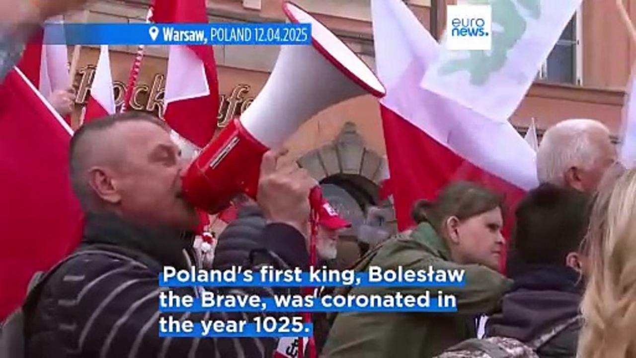 Thousands of Poles march in far-right rally to mark Independence Day