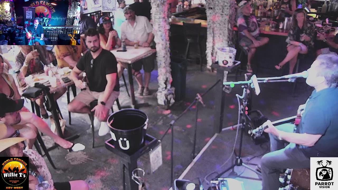 LIVE Music Everyday!