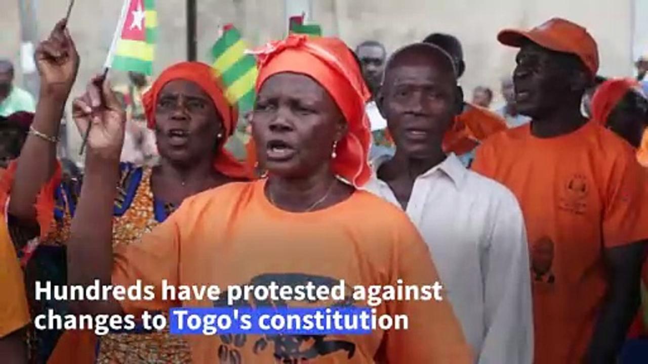 Hundreds protest against changes to Togo constitution