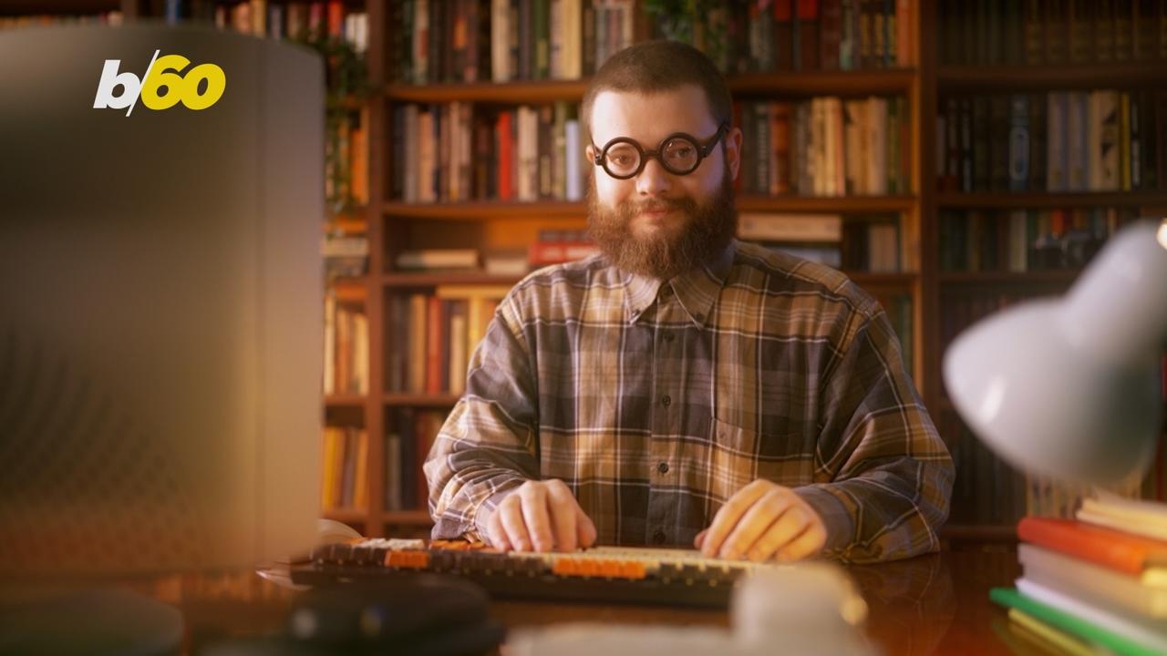 So Many People Are Getting Catfished When It Comes to Online Dating