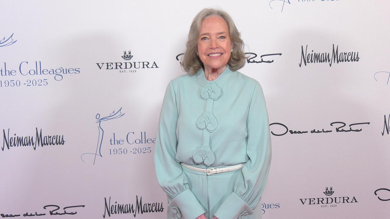 Kathy Bates attends the 2025 Colleagues Spring Luncheon red carpet in Beverly Hills