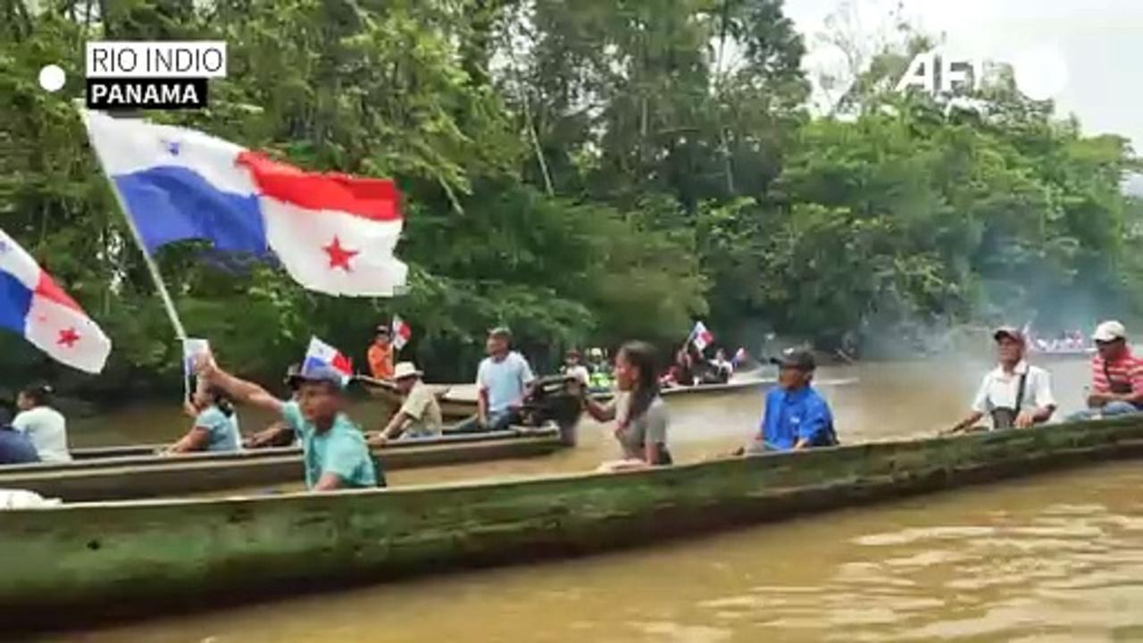 Hundreds stage protest on canoes against construction of a reservoir for the Panama Canal