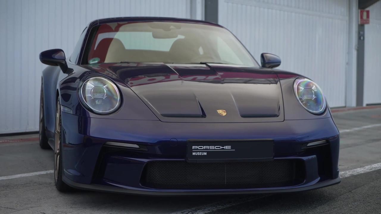 Pure and with racing roots - The new Porsche 911 GT3