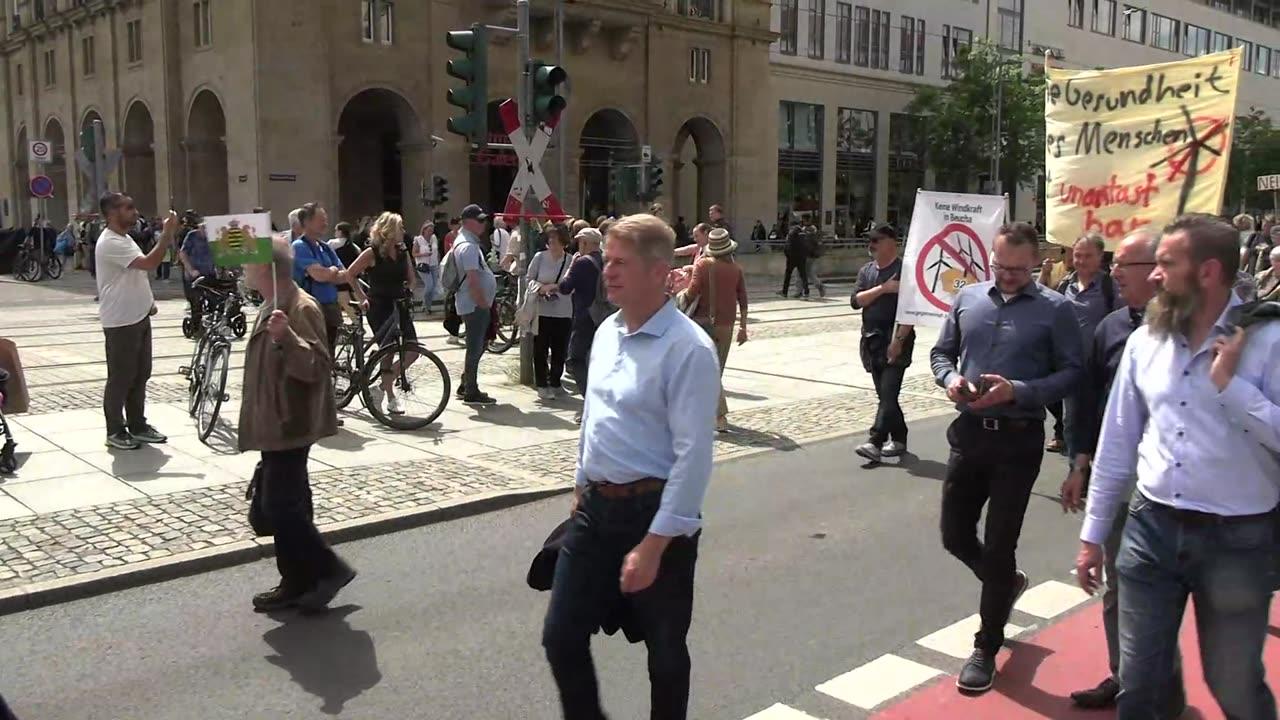 Citizens' protest live: Dresden 30.5.2025 from the forecourt of the state parliament!