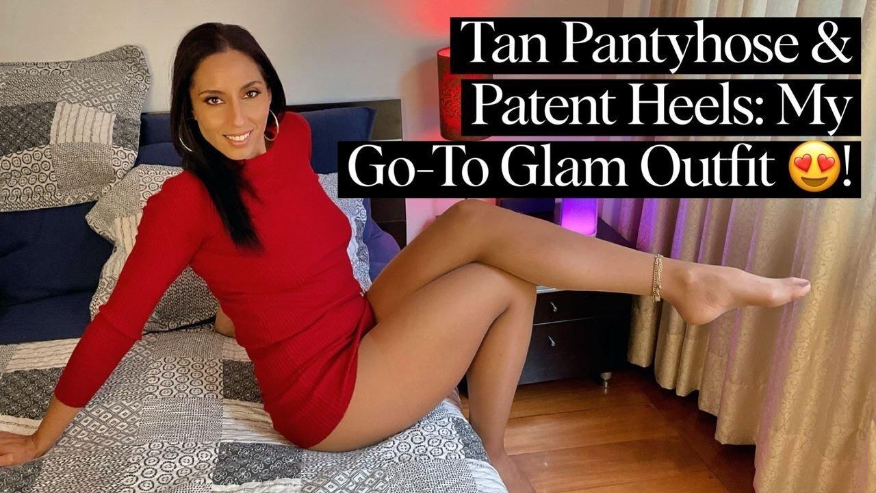 Red Hot Winter Look: Nylon Queen's Latest Fashion π !