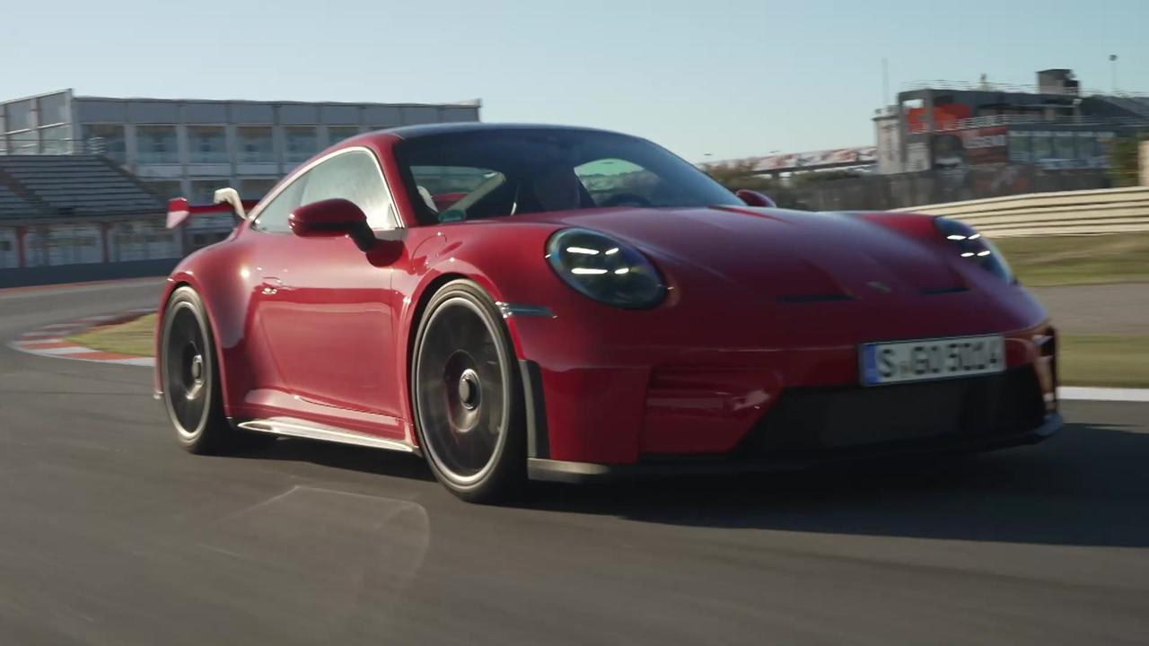 Porsche 911 GT3 in Indian Red Driving Video