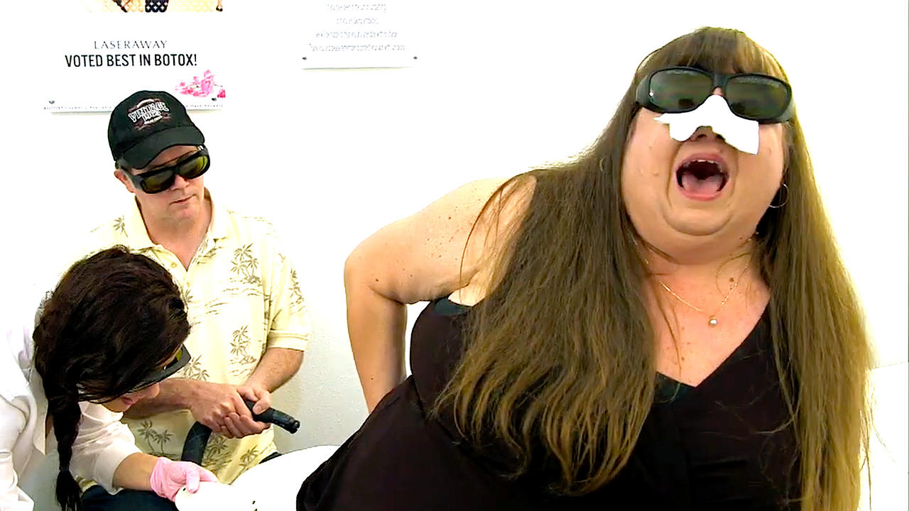 Dee Dee Puts the Past Behind Her in This Hollywood Hillbillies Moment
