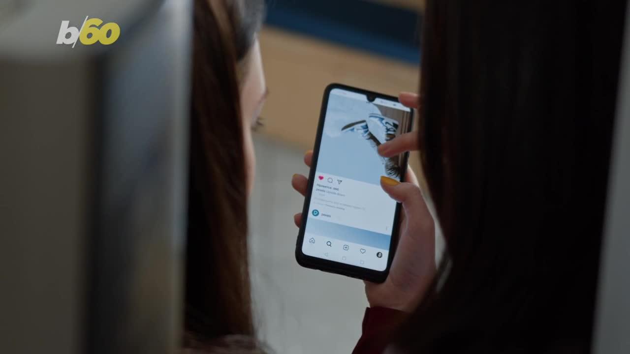 How Digital Behavior Can Strengthen Romantic Bonds.mp4