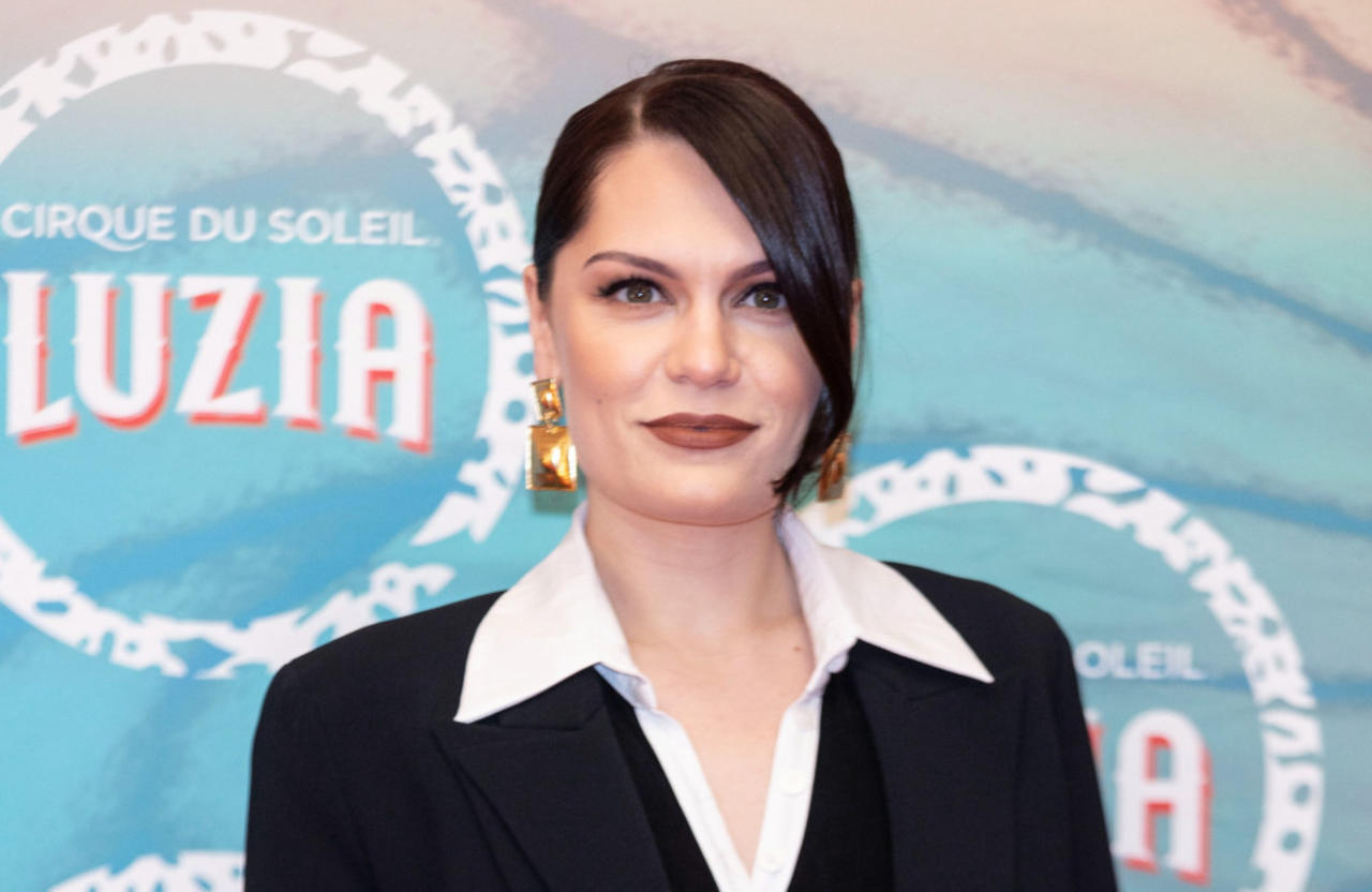 Jessie J broke down in 'happy and scared' tears after her last show