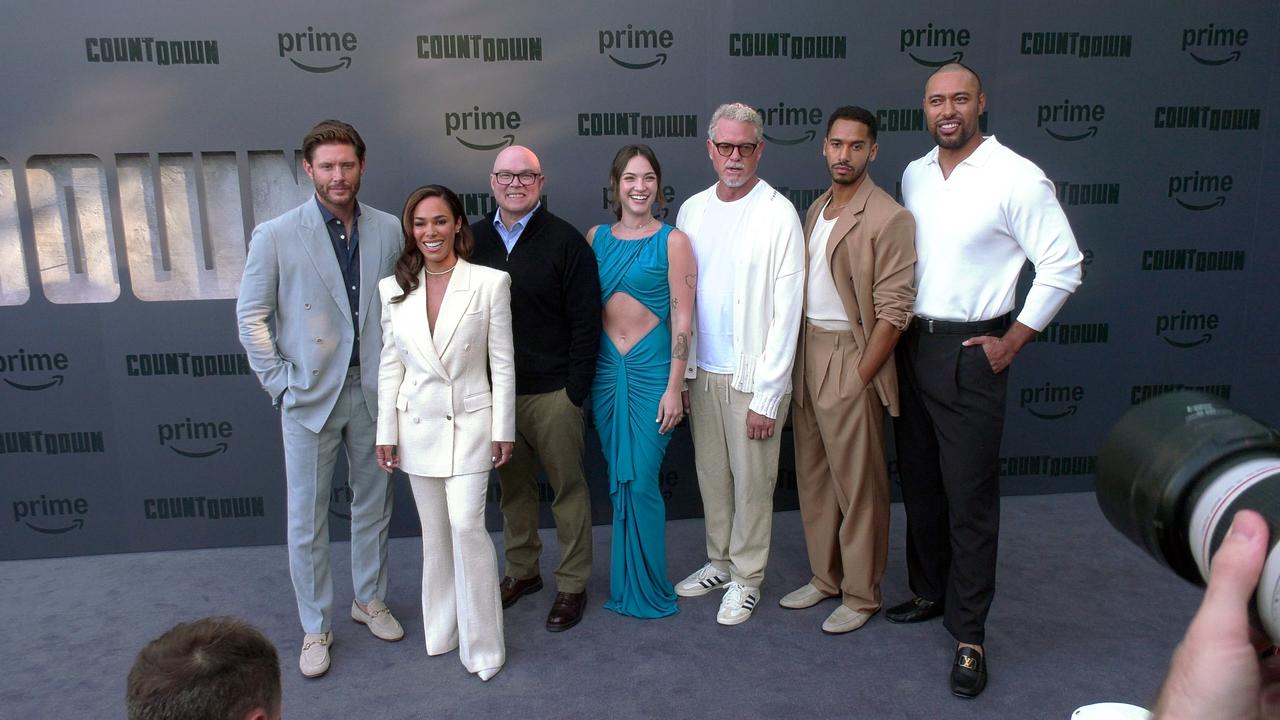 The cast of 'Countdown' poses together at the Los Angeles premiere | Eric Dane, Jensen Ackles, Jessica Camacho, Violett Beane