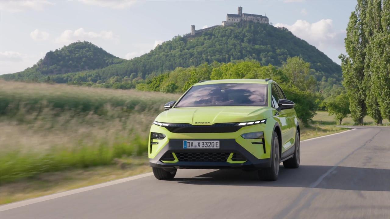 The new Škoda Elroq RS Driving Video
