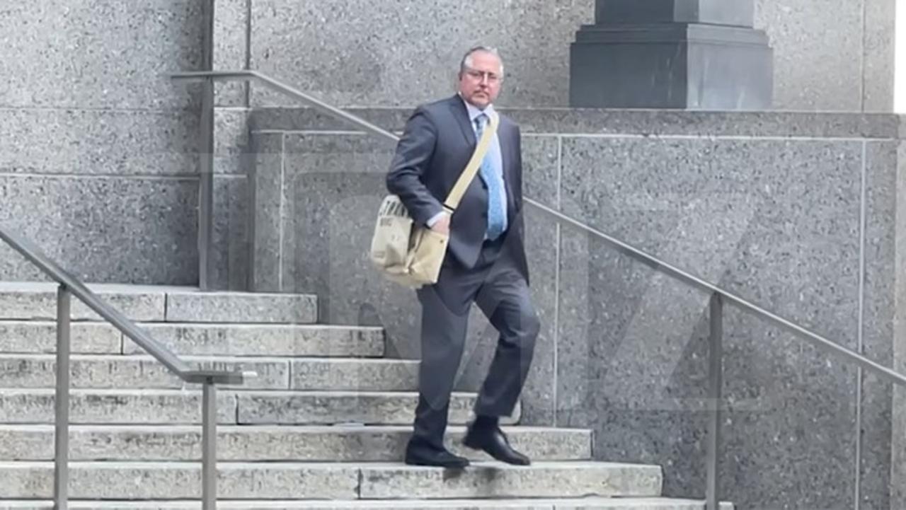 Marc Agnifilo Exits Court After Defense Rests Case