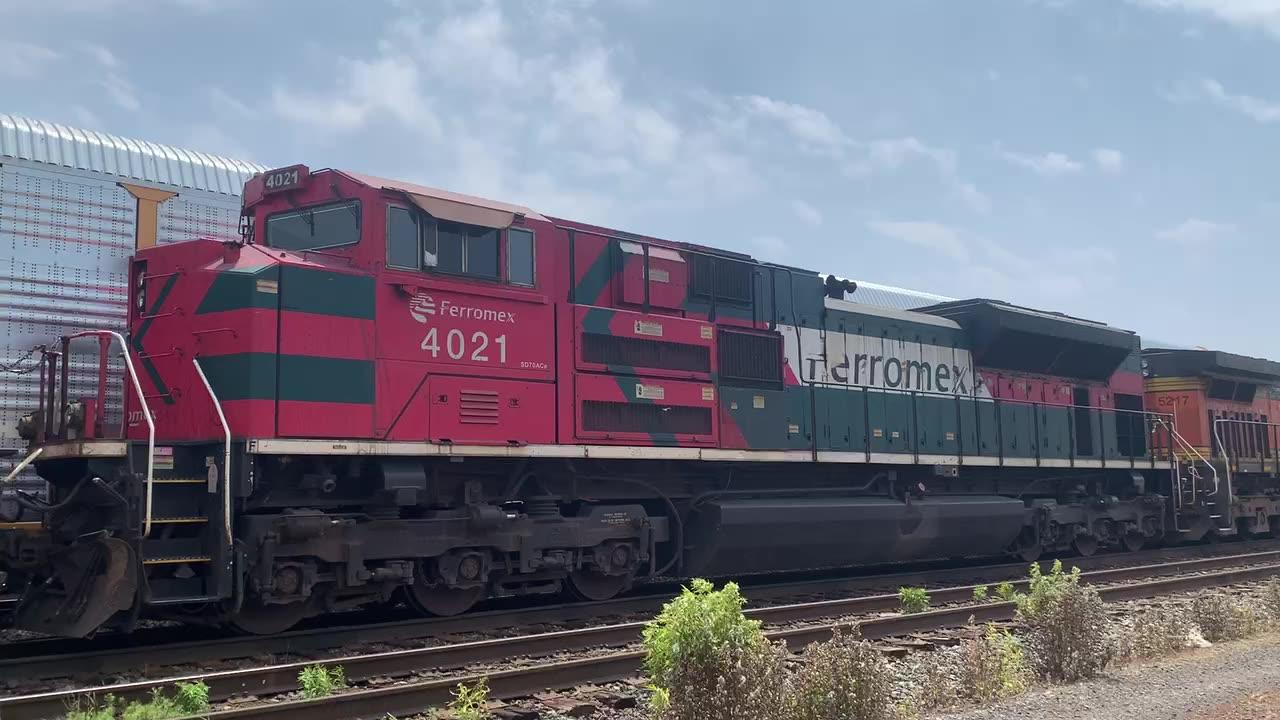 Our first ever Ferromex Train and it is an ACe