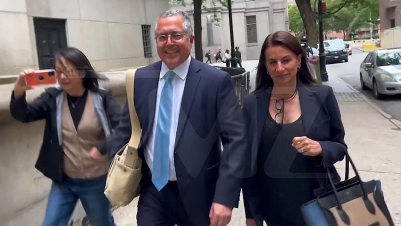 Diddy's Attorney Marc Agnifilo Exits Courts After Final Day of Closing Arguments