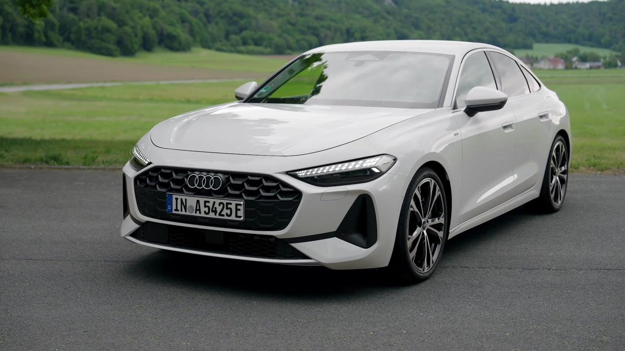 Audi A5 Sedan e-hybrid quattro 220KW Exterior Design in Glacier white