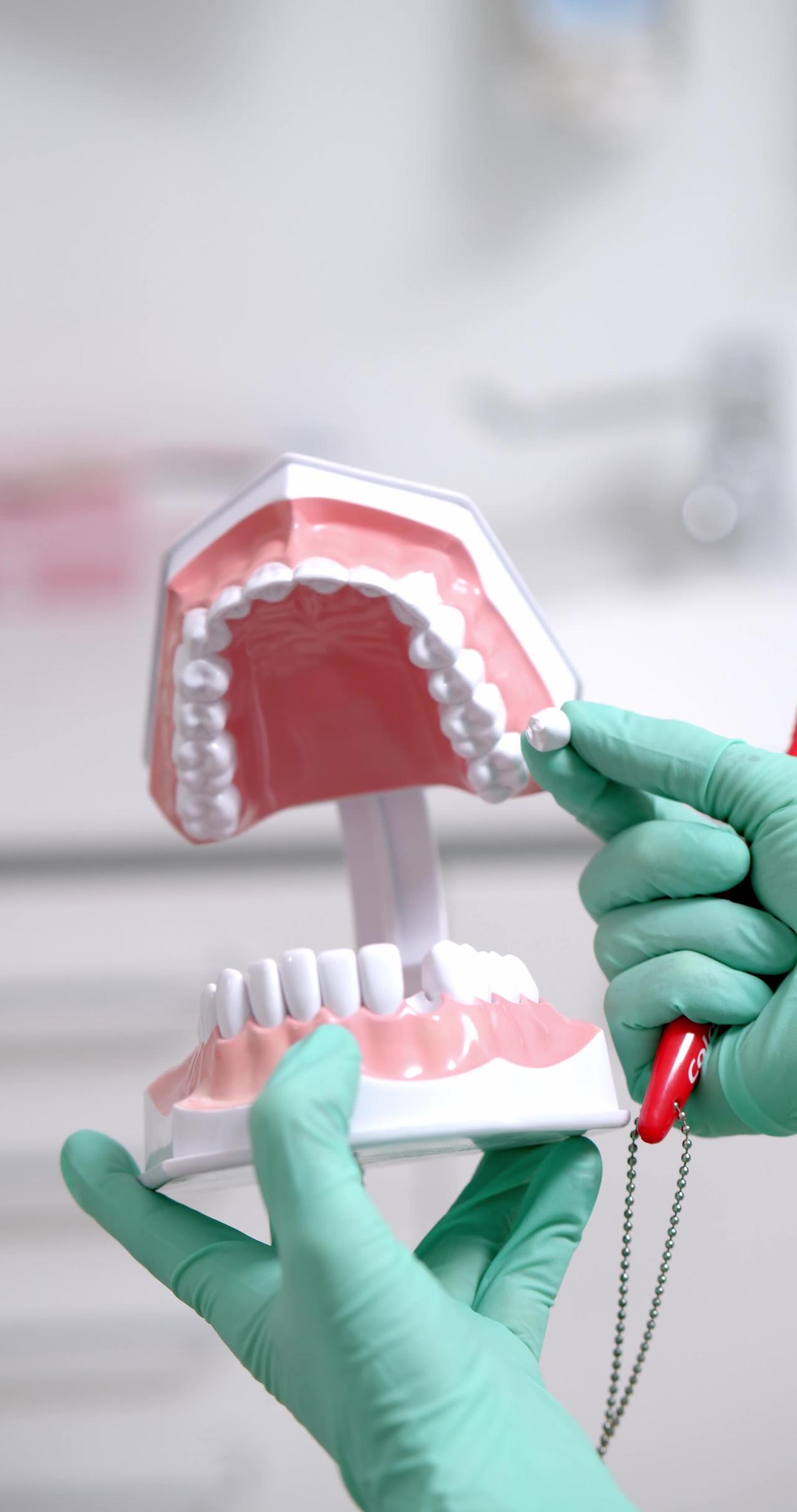 What Does “Free Dental Implants” Cover Under Australian Health Programs?