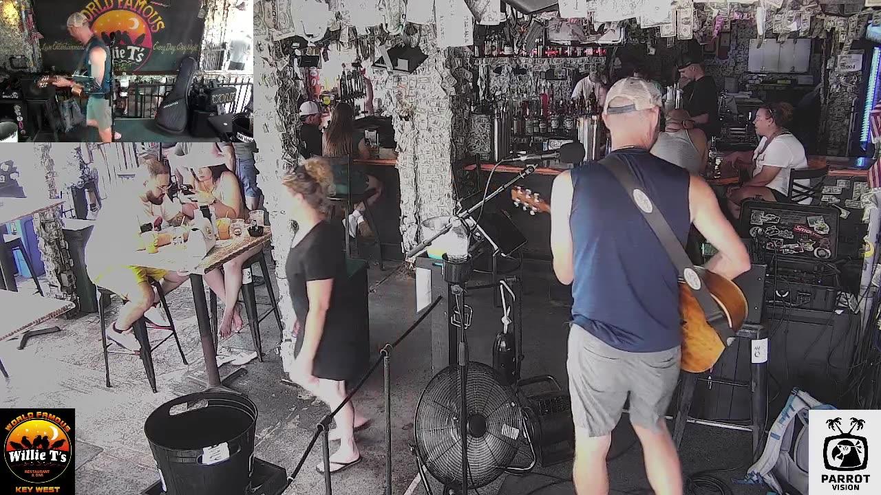 LIVE Music Everyday!