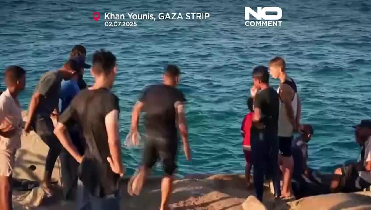Gaza families turn to the sea as heat and water crisis worsens