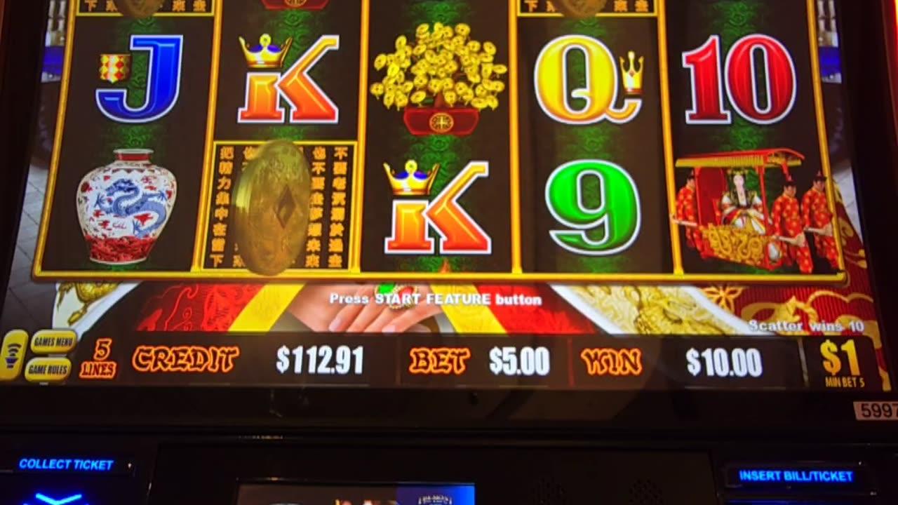 SlotMaster LIVE @ The Casino