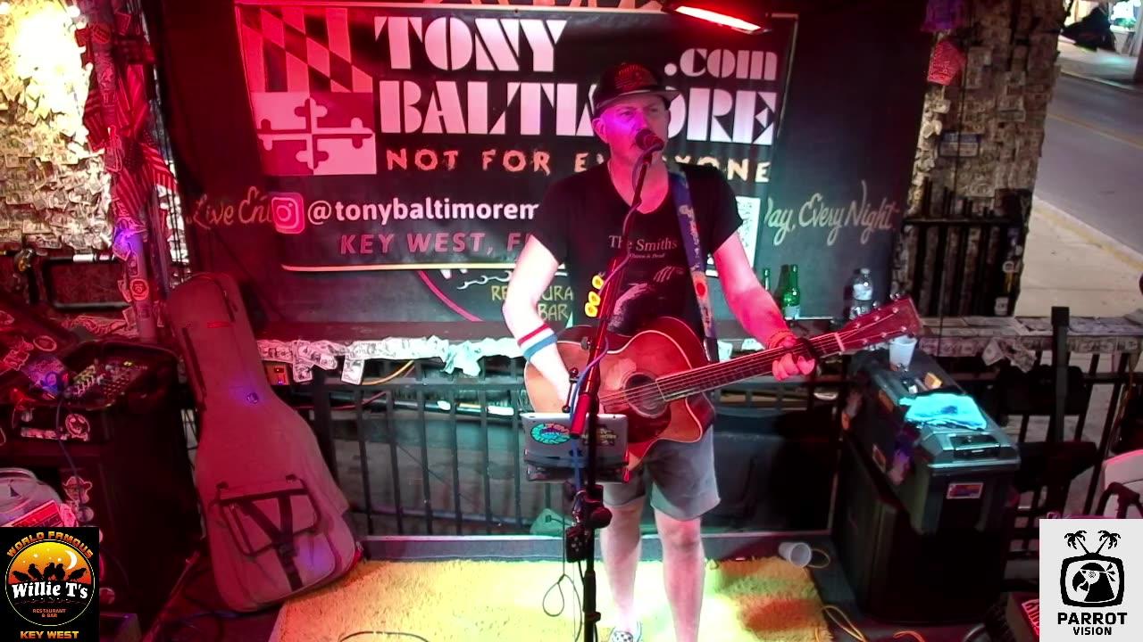 LIVE Music Everyday!
