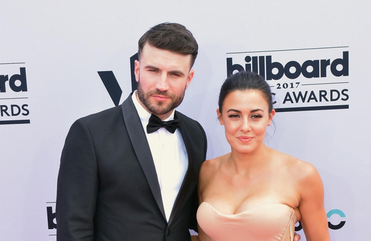 Sam Hunt is a dad again