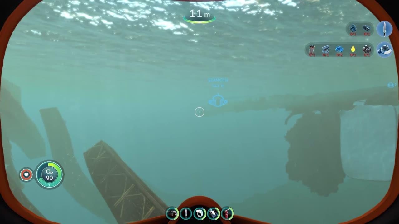 Surviving Subnautica: A Different Perspective 1