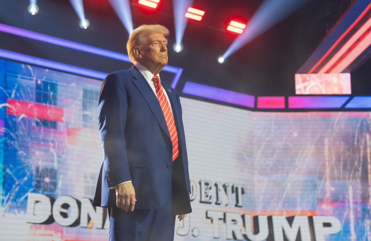 Donald Trump has threatened to revoke Rosie O'Donnell's US citizenship